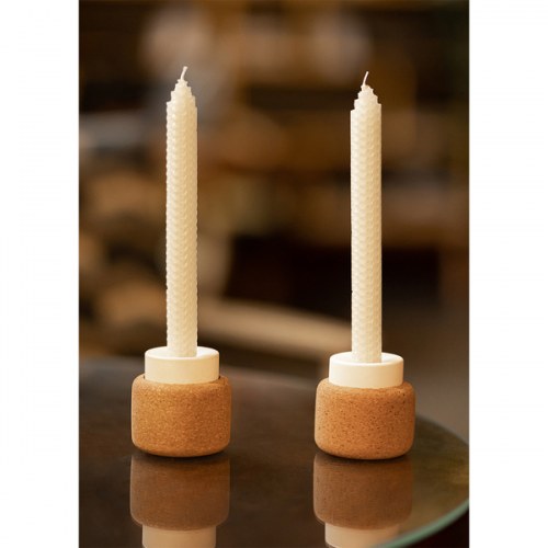 Zestaw 2 długich świec z wosku pszczelego Biella, biały