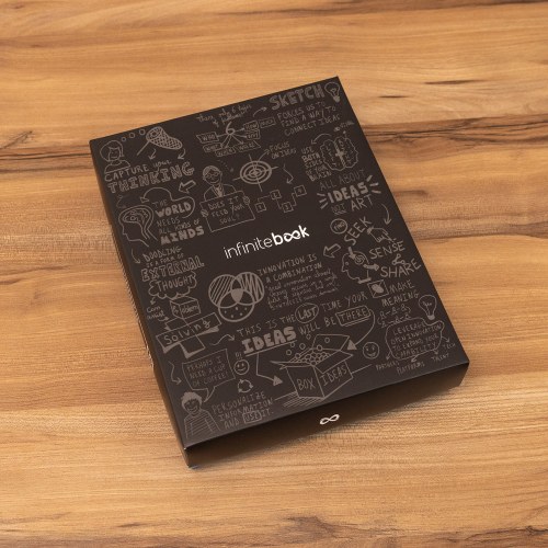 STARTER KIT INFINITEBOOK. Zestaw „Infinitebook” w twardej oprawie, 1 zestaw do czyszczenia, 1 marker i 1 uchwyt na długopis