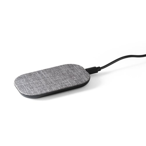 RENEWAL CHARGER. Sszybka ładowarka bezprzewodowa 10 W wykonana w przetworzonego PET (100% rPET)