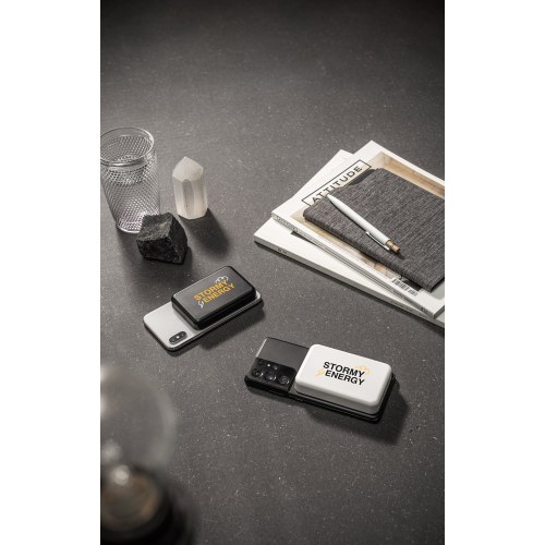AMPERE 10. Magnetyczny power bank 10 000 mAh z superszybką ładowarką bezprzewodową 15 W wykonany w ABS pochodzącego z recyklingu (100% rABS)