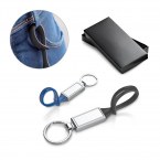 CLOVE. Brelok, metal i PVC